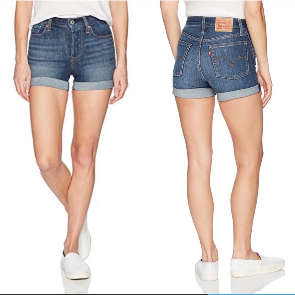 Levi’s wedgie fit shorts